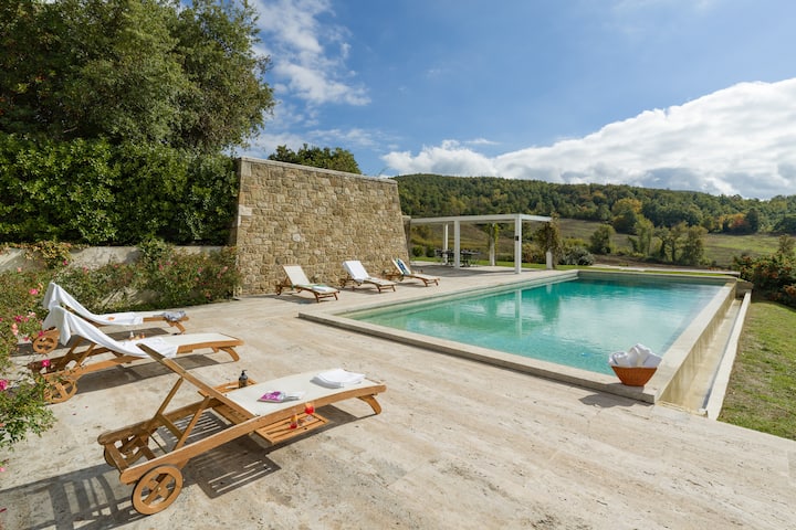 Luxury 6br Val D'orcia Villa With Pool & Views - Pienza