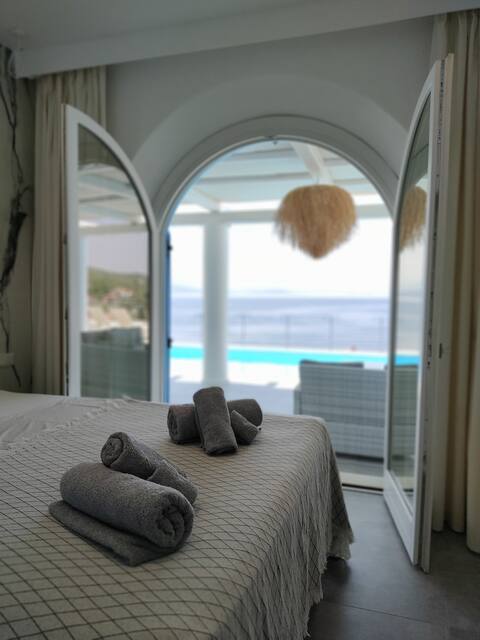 La Villa, independent villa with pool and jacuzzi