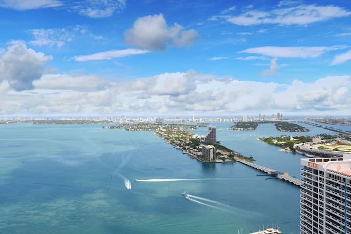 *SOUTH BEACH  Views-*Following Cleaning Guidelines