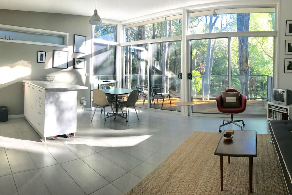 Top floor: Kitchen, dining nook and deck.
