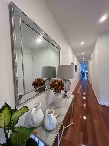 Sunshine Haven 1.0 gallery image 2