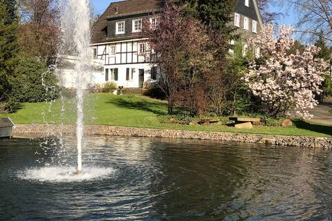 Dream of a half-timbered house in the park - complete ground floor