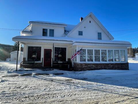 The Inn at 04767