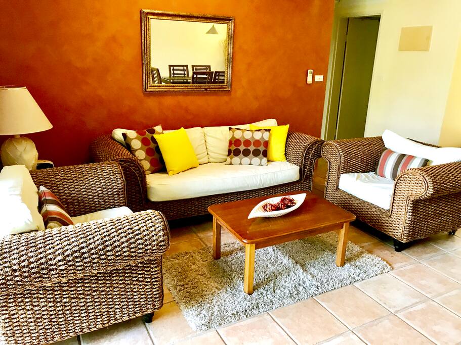 Comfy lounge, plenty of room for everyone.