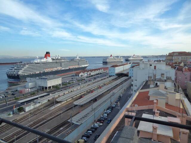 APOLONIA TERRACE gallery image 2