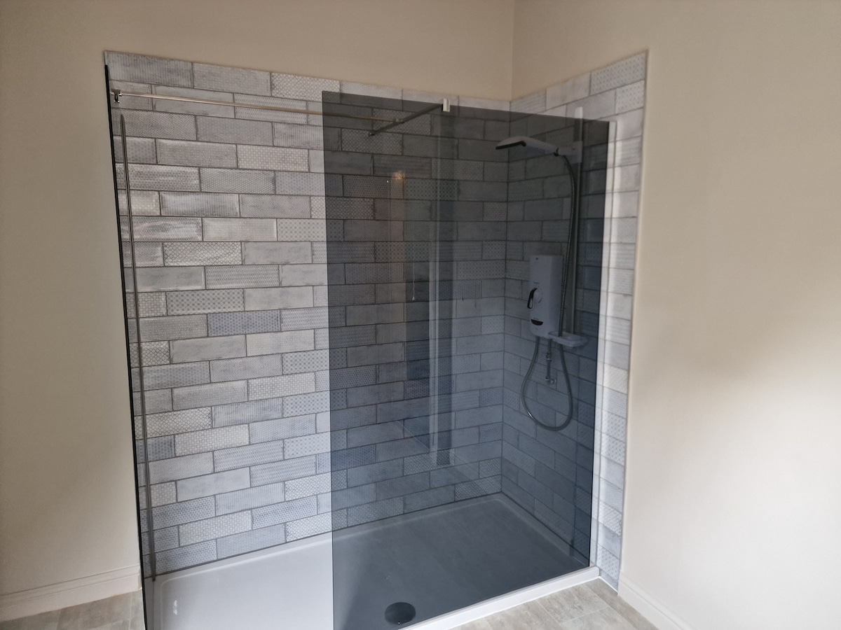 2 Bedroom Cottage at Oakmere — Cheshire holiday cottage photo 12