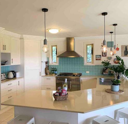 Peaceful sanctuary on the Plateau gallery image 4