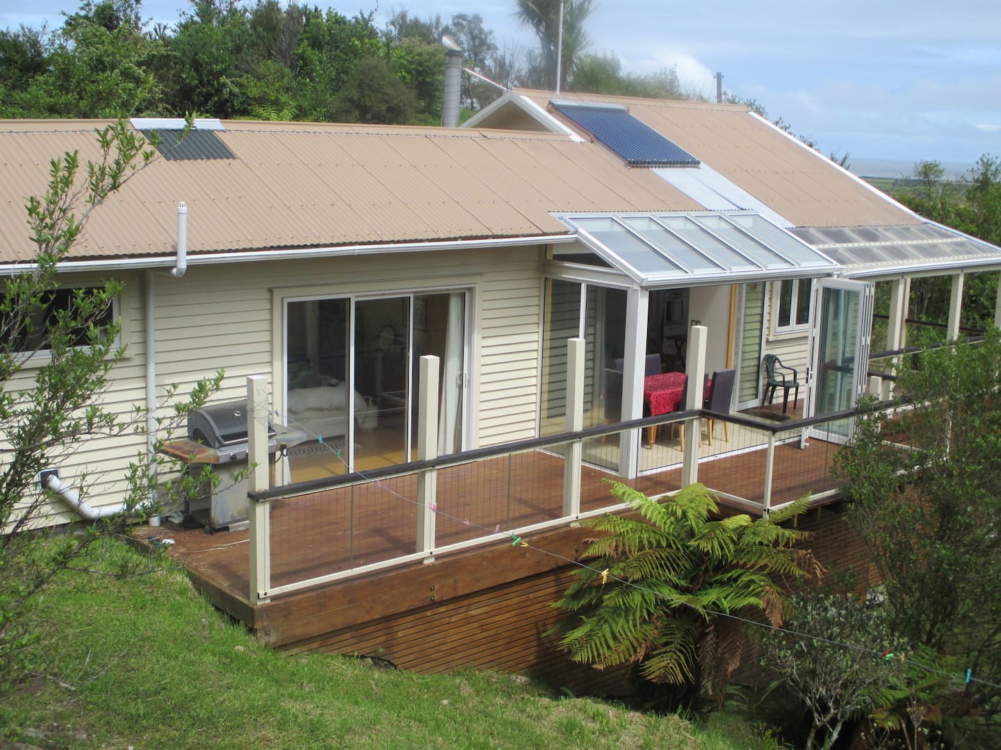 Bush House, Cobden 2