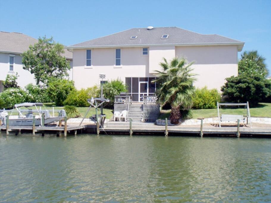 Back of the House/Canal