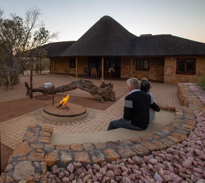 Daberas Guest Farm ( Cape Ebony Lodge)