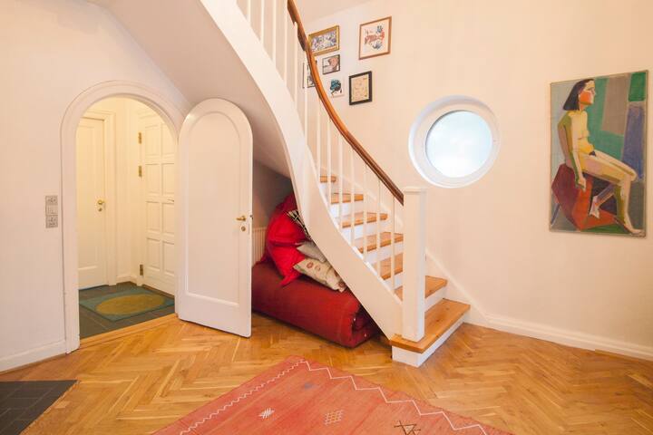 Unique villa in central Copenhagen gallery image 3