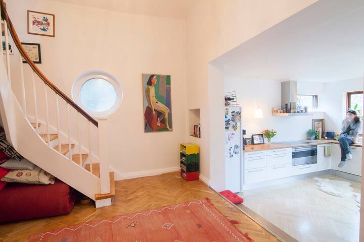 Unique villa in central Copenhagen gallery image 2