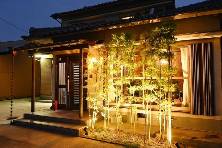 在古民宅式独户民宿体验日本生活最多可容纳13人 从名古屋驾车10分钟左右即可抵达 Aug 21 House In Kiyosu Japan 4 Bedroom 1 Bathroom