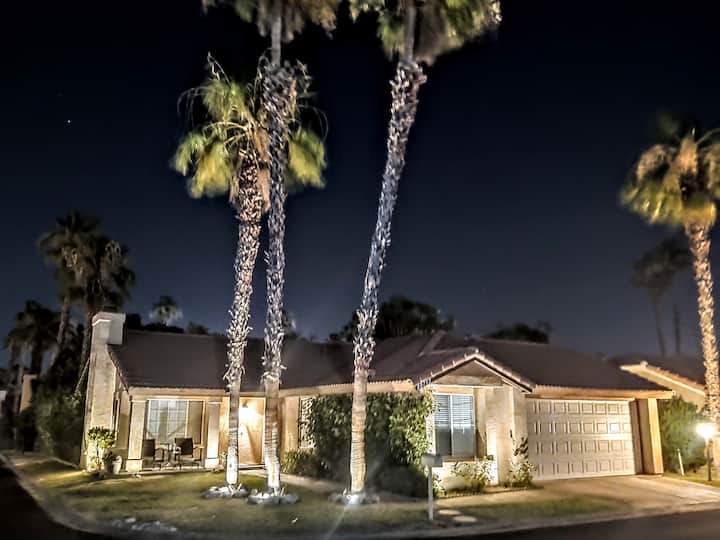 Remodeled Palm Desert Retreat - 팜데저트