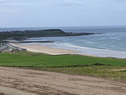 New 2 bed apartment with stunning sea views.