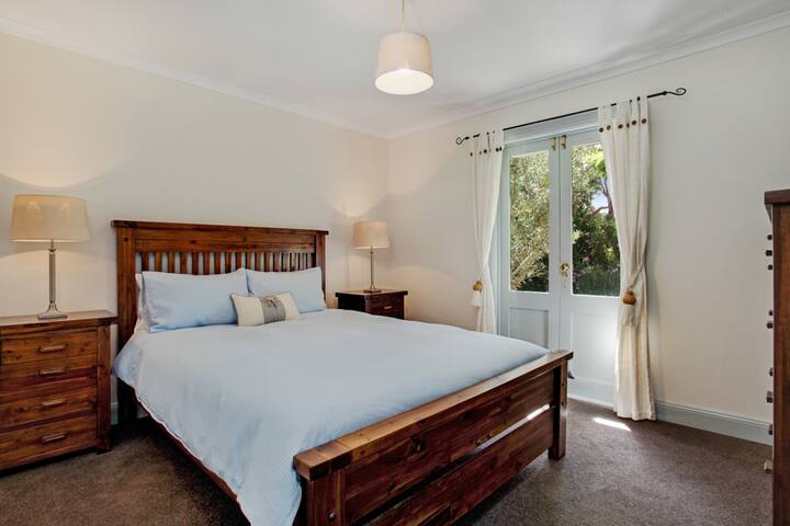 Wallowie Fields Beach House gallery image 5