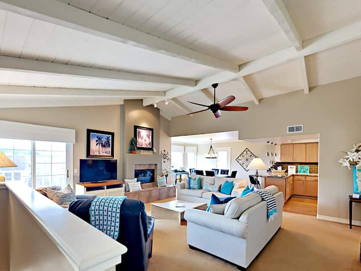Luxurious And Enjoyable Carlsbad Beach House - Carlsbad, CA
