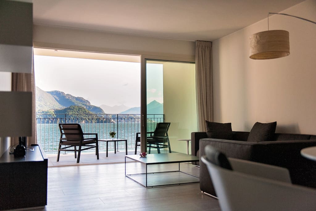Right across from the picturesque Villa Del Balbianello, one of the lake's highlights and featured in some of the hollywood greats