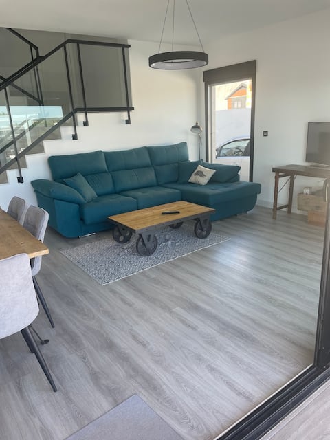 Top performing Airbnb: Spacious villa with private pool in San Fulgencio