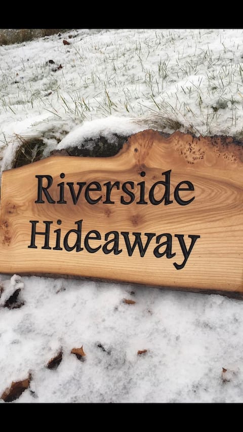 Riverside Hideaway