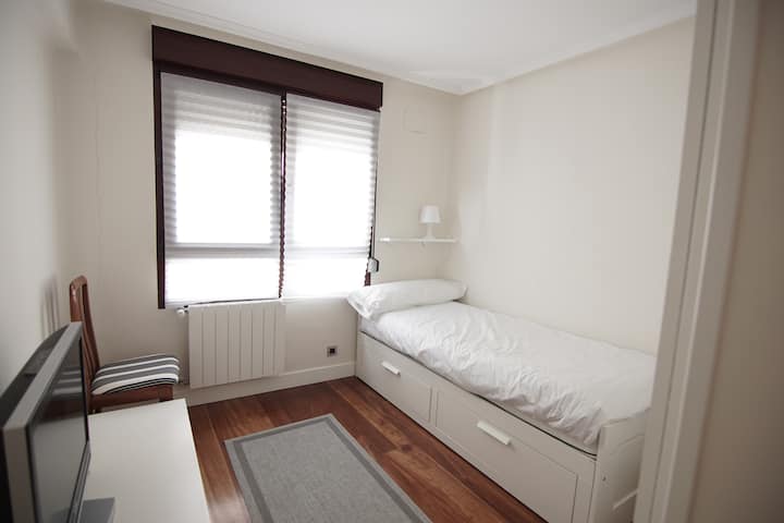 第三间卧室嵌套床80 +80厘米