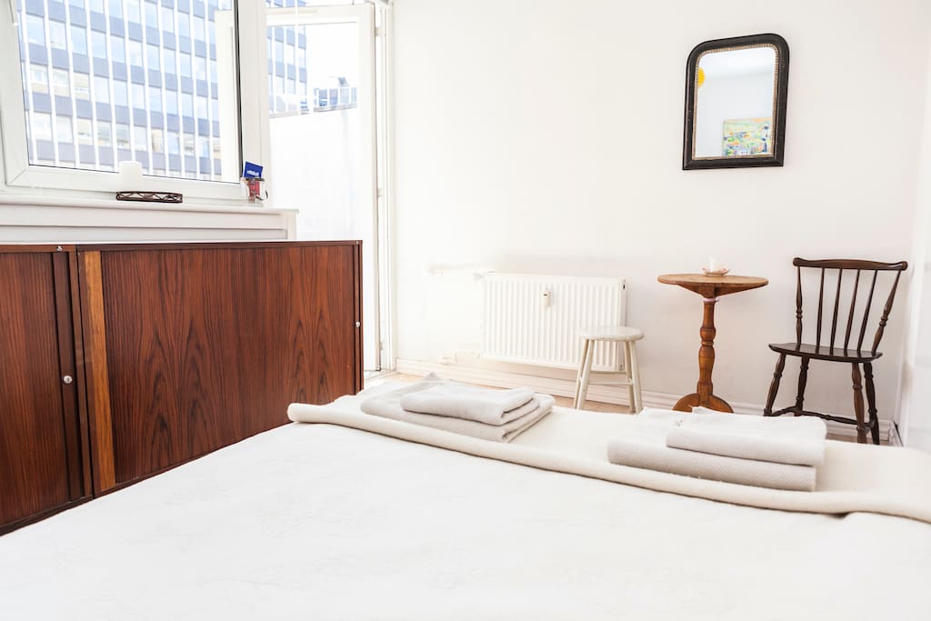 City center, 2 bedrm, 2 balconies Apartments for Rent in Copenhagen