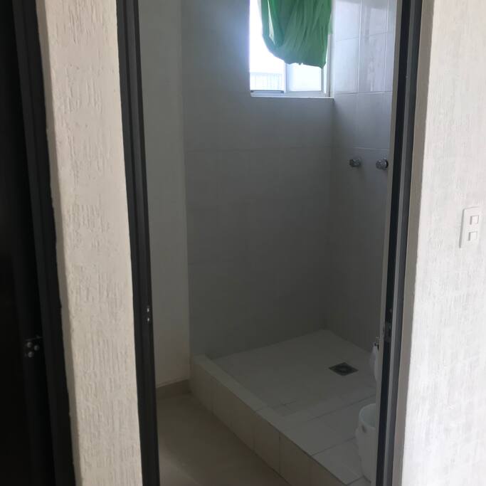 Baño Completo, segunda recámara