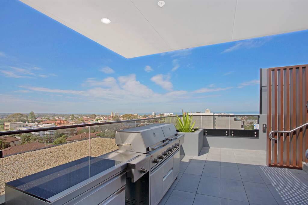 BBQ on the rooftop, it has everything you need!