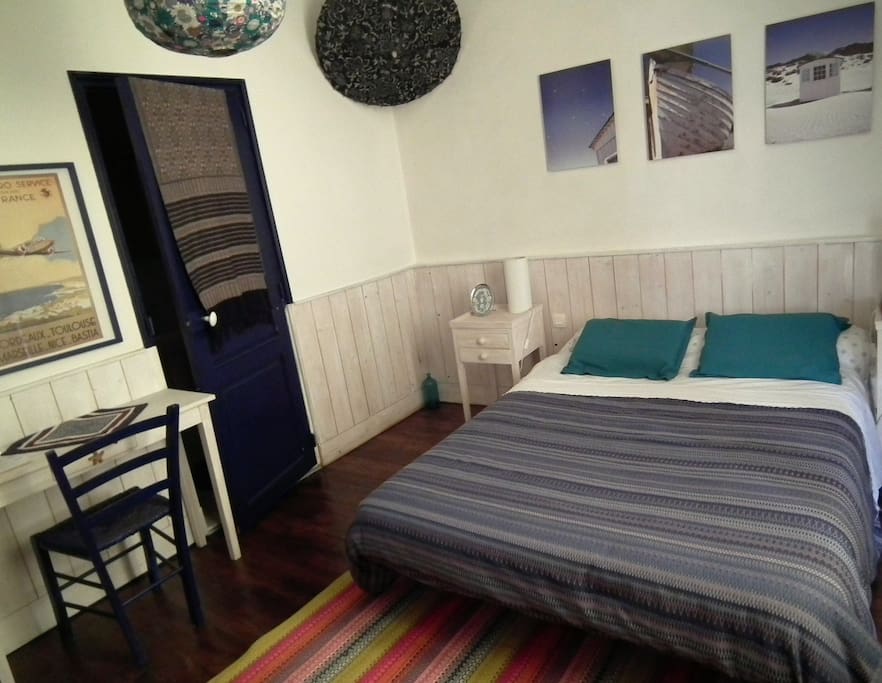 "Chambre Bleue" (2/2)