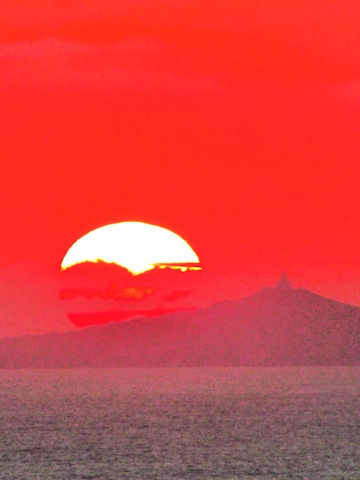 coucher de soleil sur les sanguinaires à partir de notre terrasse