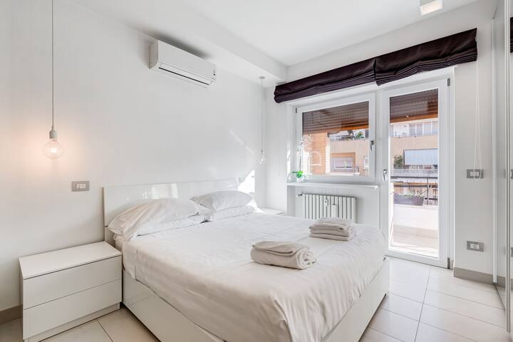 Joice Luxury Home gallery image 2