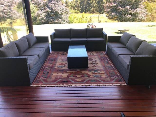 Honeyeater-Margaret River-7 minutes to Town&Beach gallery image 3