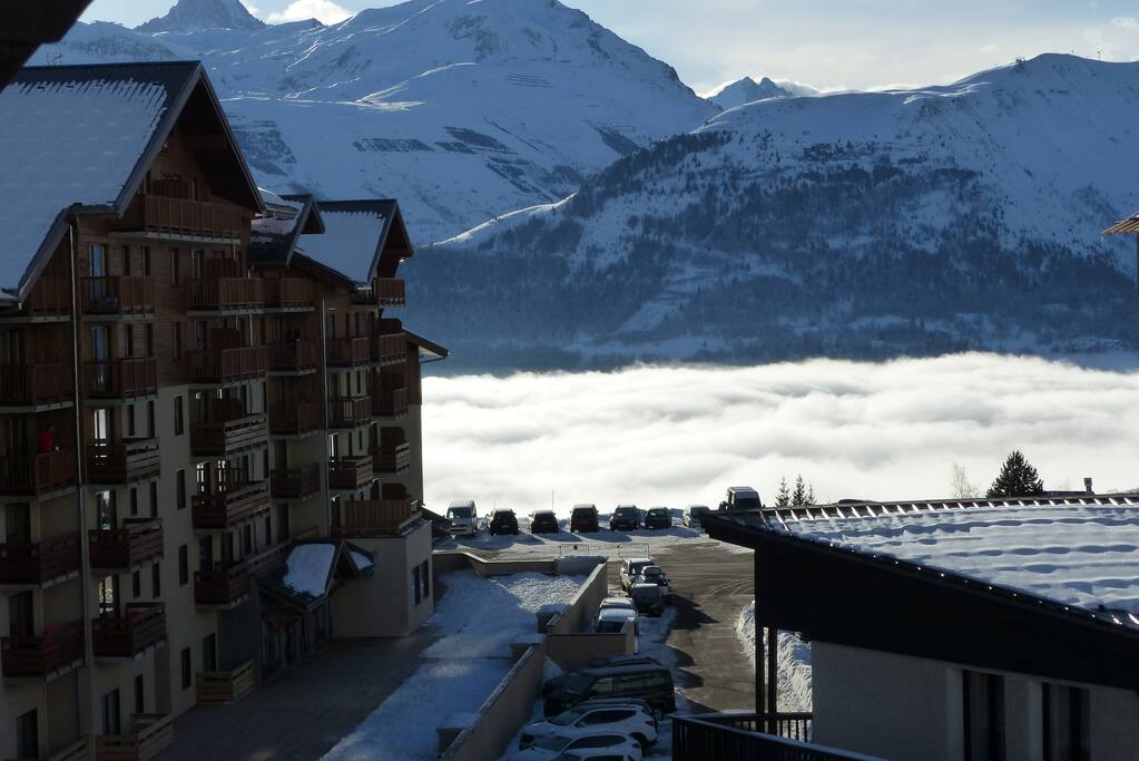 Vue du balcon sur les 2 Alpes