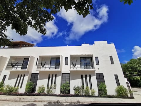 Mahahual, sleeps up to 16 people