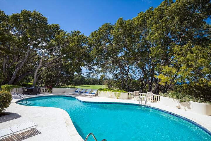 Sandy Lane – Casuarina