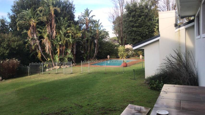 Luxury living on the Avenue gallery image 4