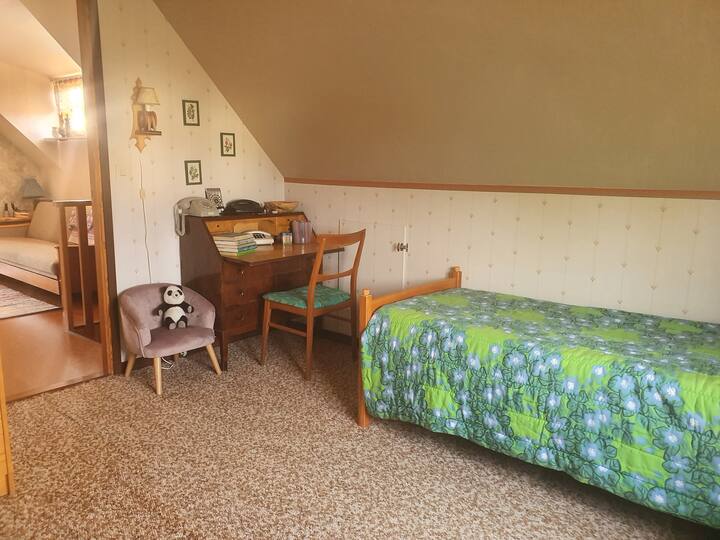 غرفة النوم 2