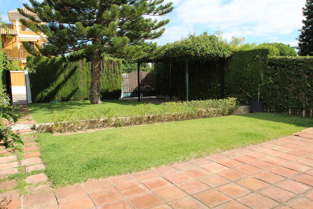 Jardin Delantero