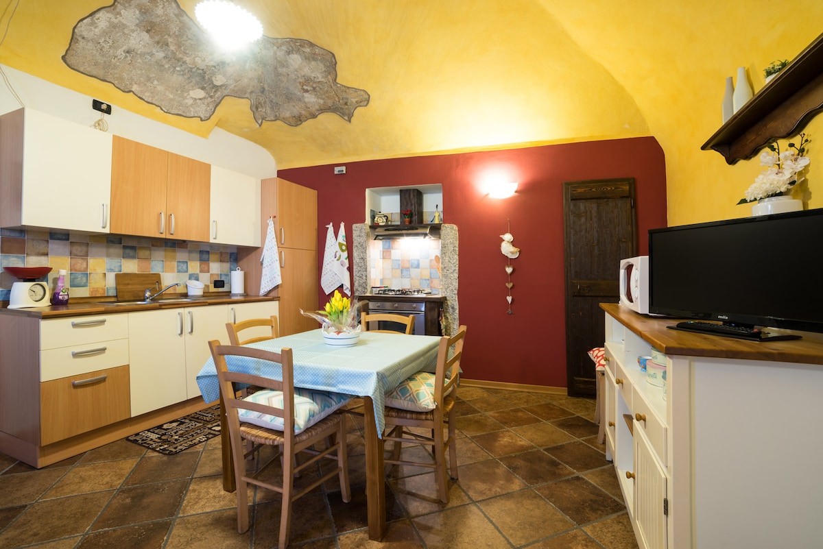 Successful Airbnb property: Nice apartment Corte alla Rocca - Arona in Arona