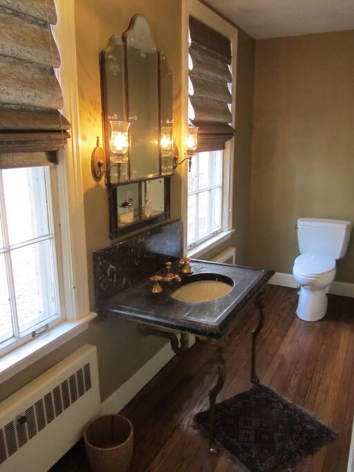 Mountcastle Private Bath