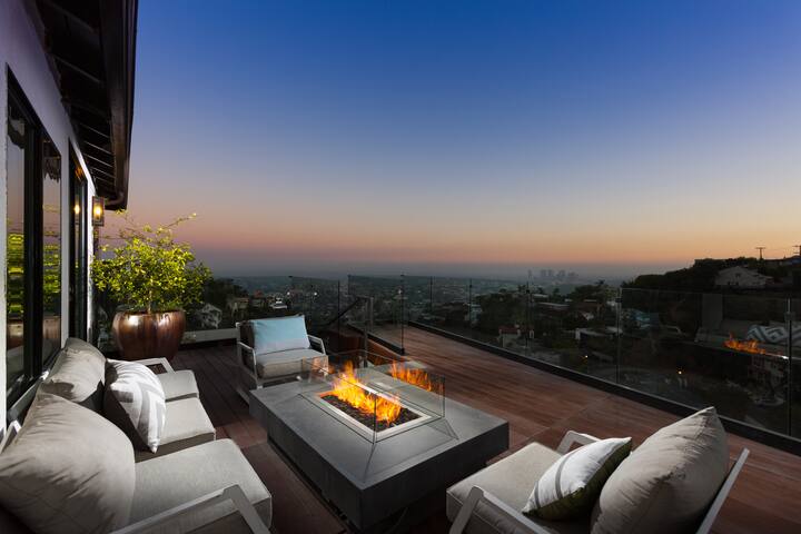 NEW MODERN HOUSE VIEWS ,POOL 4 BED gallery image 5