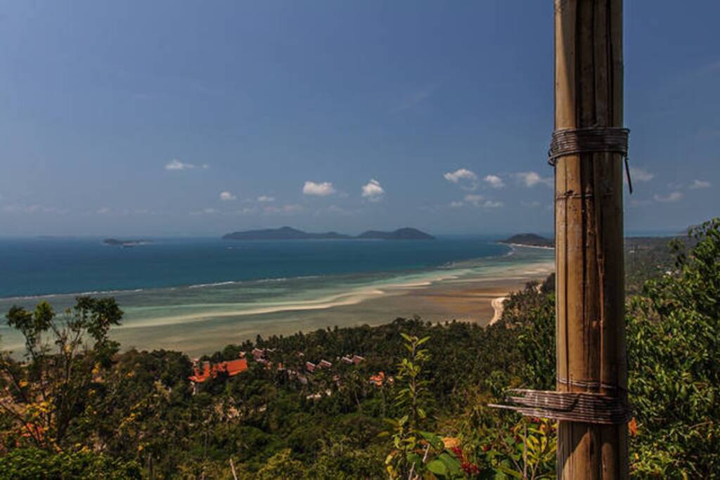 A villa with a dramatic view and sunrise + sunset.....