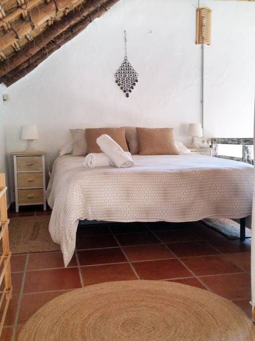 Higuera. Dormitorio