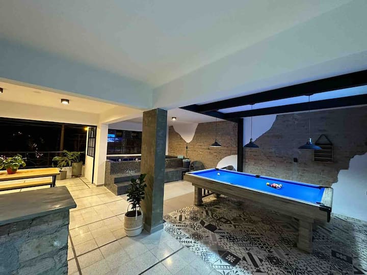 Casa Manila 8Bed/8.5Bath Hot Tube Poblado Apartments for Rent in