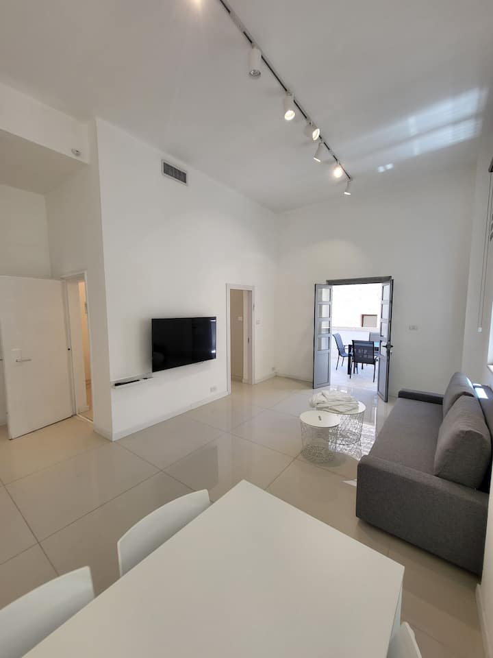 Hayarkon Opera - Tel-Aviv