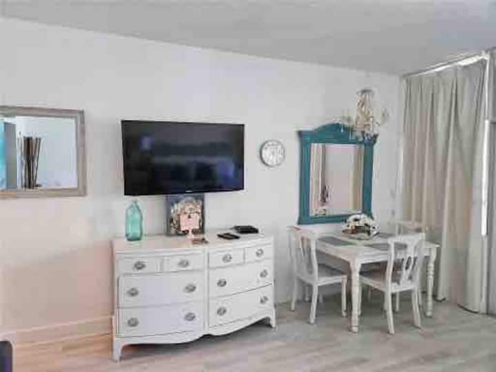 Ruskin Little Harbor Condo Steps From Beach - Bahia Beach, Ruskin