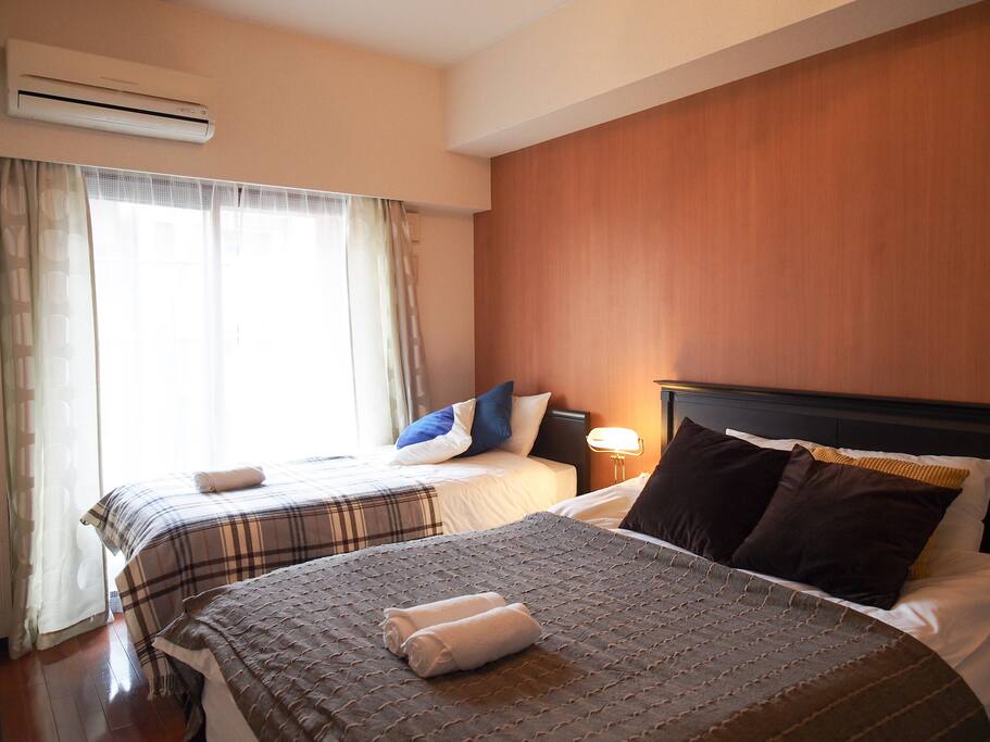 2 double bed american thick mattress