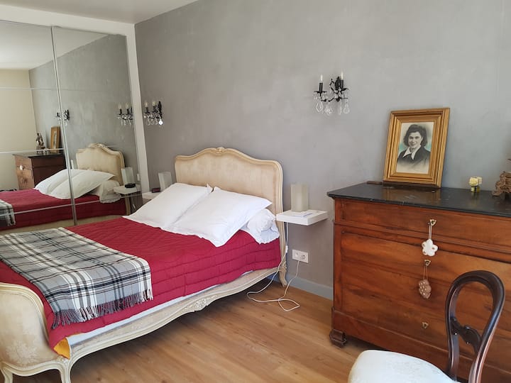 Spavaća soba u prizemlju, najveća.