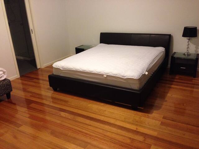 The PENTHOUSE in RYE gallery image 3