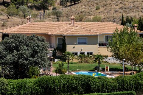 San Bernardo Toledo Chalet